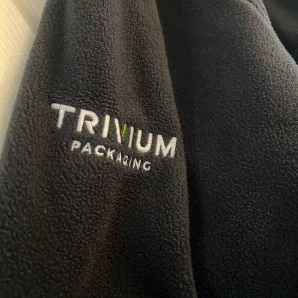 Columbia freeze zip up - Picture 2 of 5